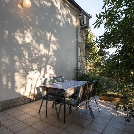 Apartment Garina Ii *
