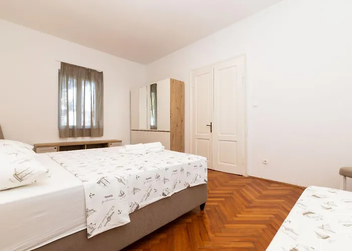 Garina Ii Apartman *