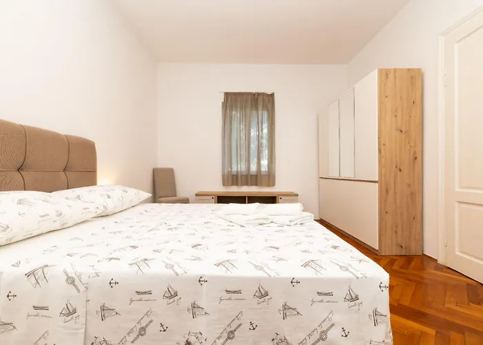 Garina Ii Apartman *
