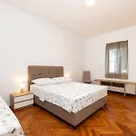 Garina Ii Daire Veli Lošinj